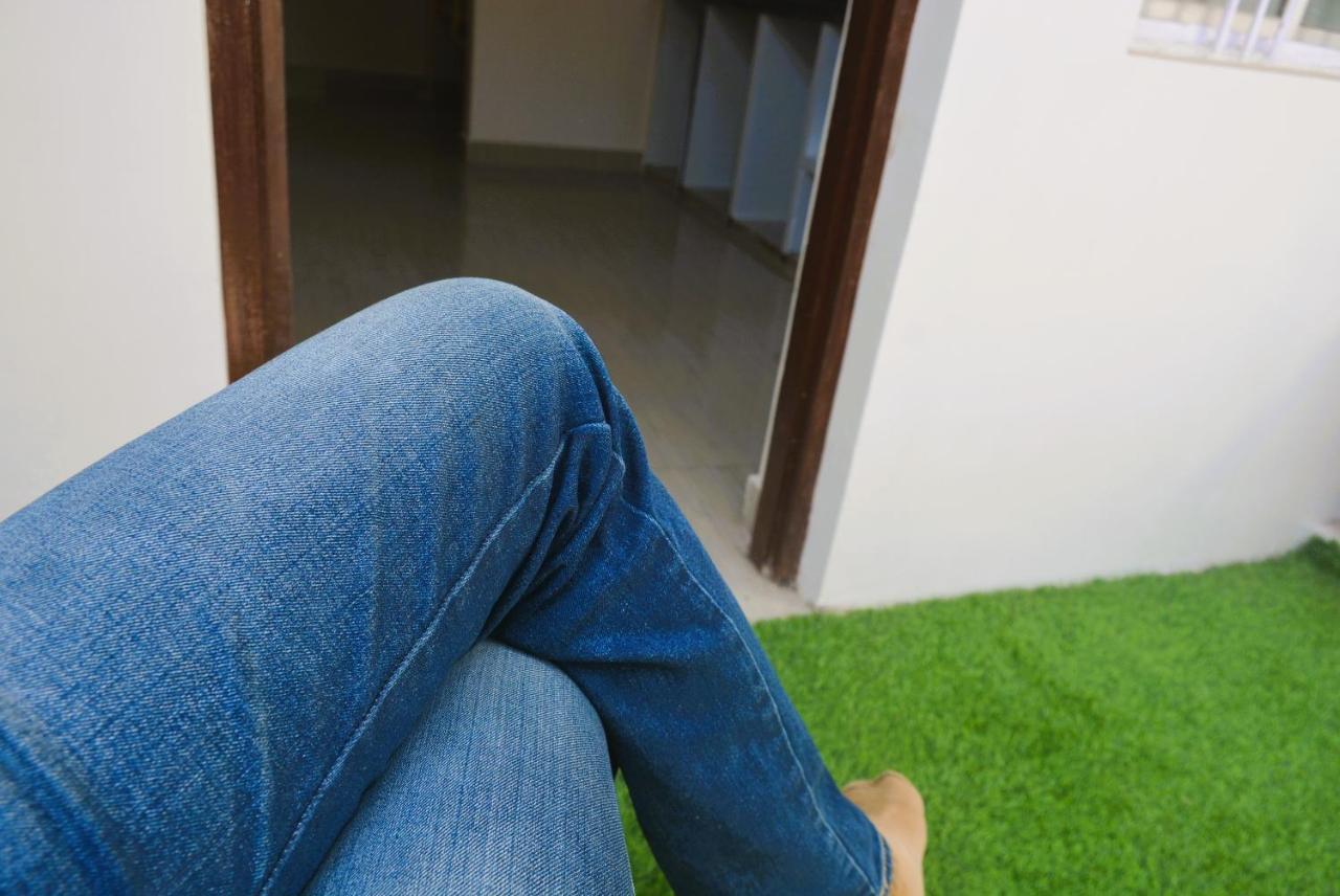 Yellow Homestay - Modern 2Bhk Ac Stay Jabalpur Ngoại thất bức ảnh