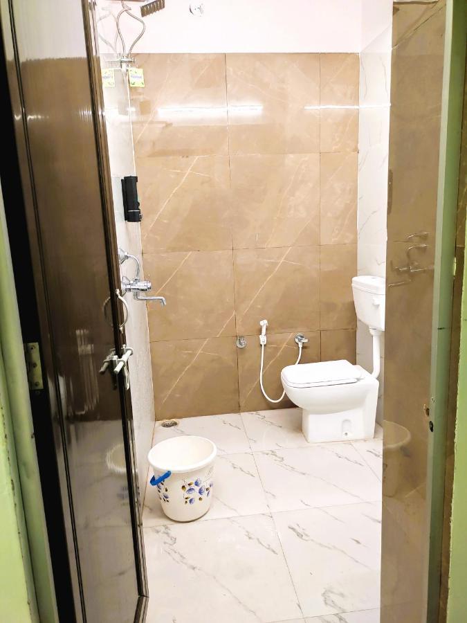 Yellow Homestay - Modern 2Bhk Ac Stay Jabalpur Ngoại thất bức ảnh
