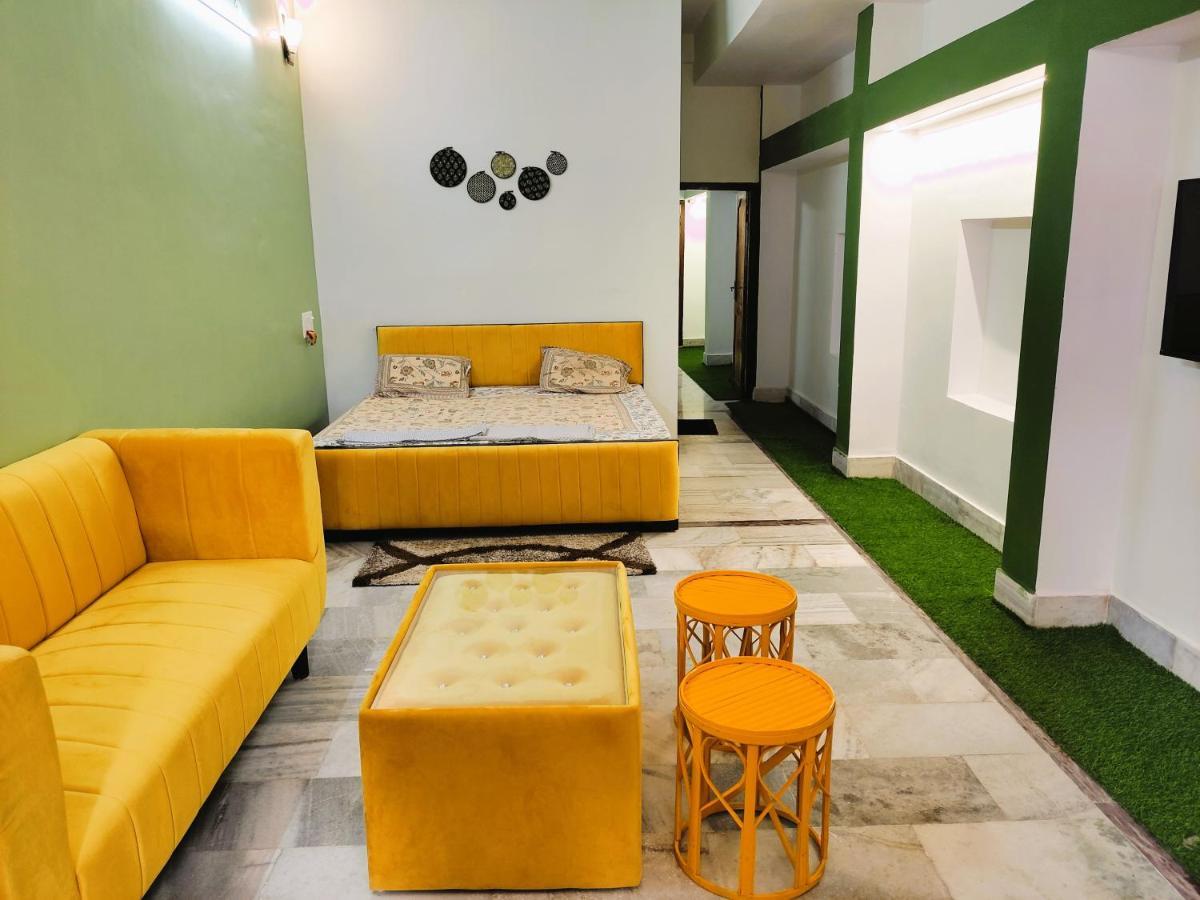 Yellow Homestay - Modern 2Bhk Ac Stay Jabalpur Ngoại thất bức ảnh