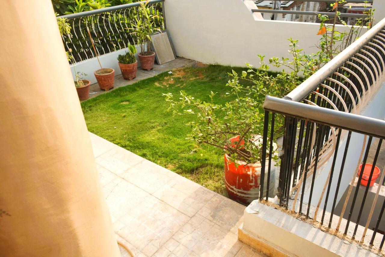 Yellow Homestay - Modern 2Bhk Ac Stay Jabalpur Ngoại thất bức ảnh