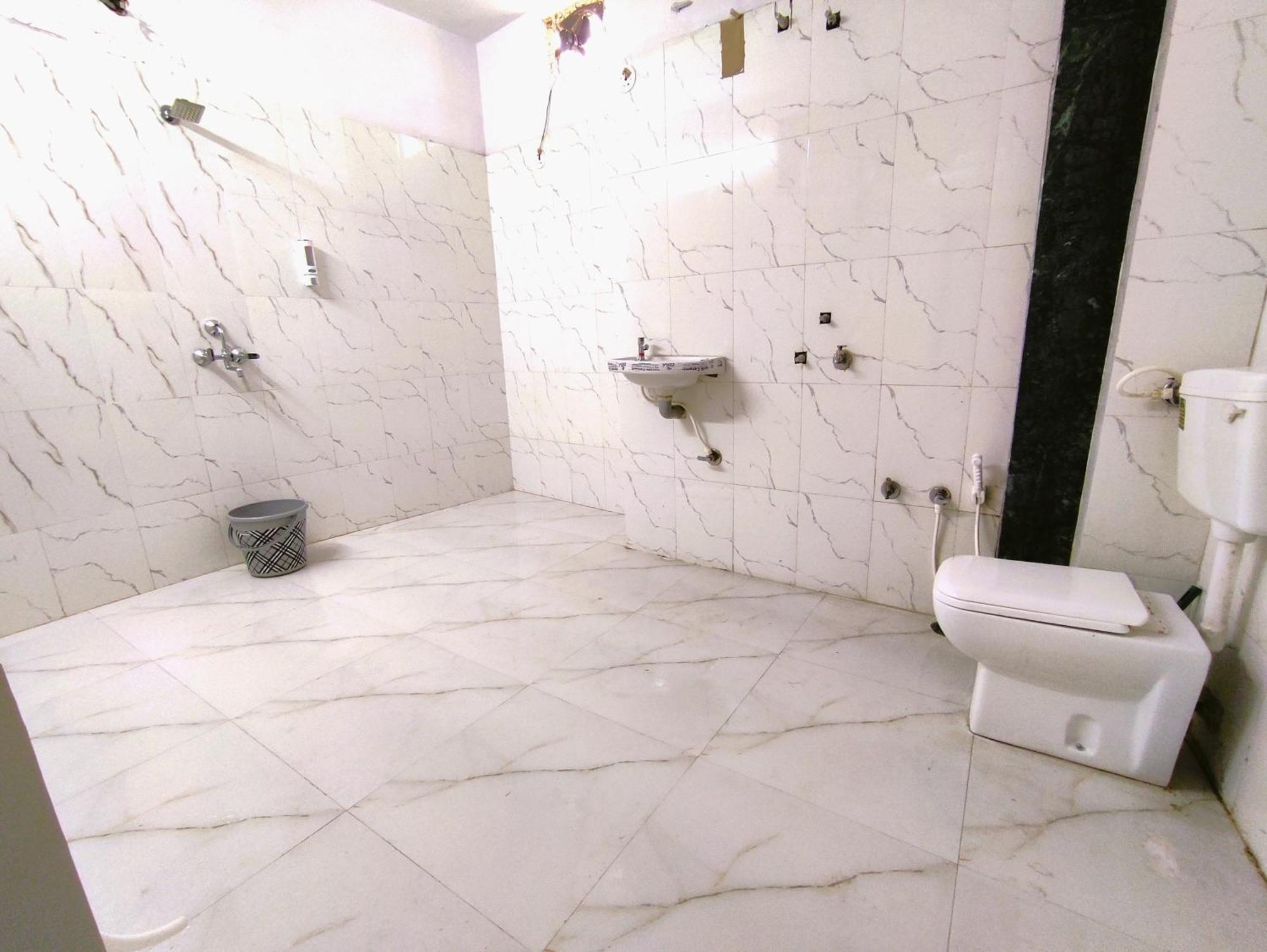 Yellow Homestay - Modern 2Bhk Ac Stay Jabalpur Ngoại thất bức ảnh